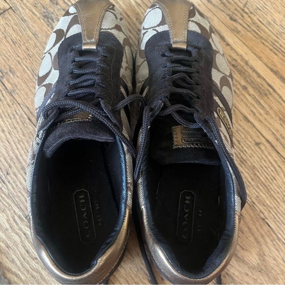 Coach Katelyn signature logo lace up sneakers - Picture 2 of 9